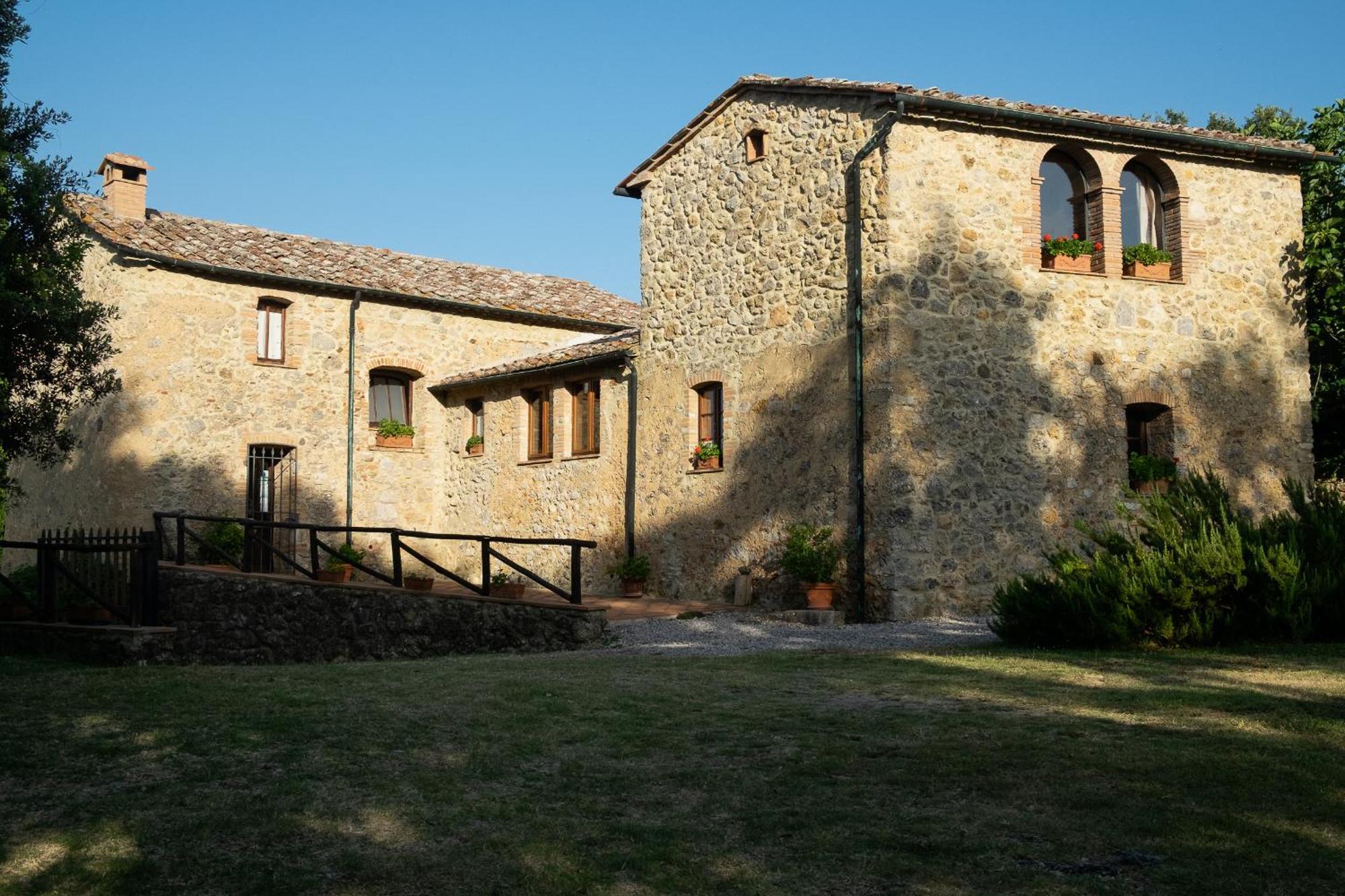 Agriturismo Colli Di Travale Montieri Exterior photo
